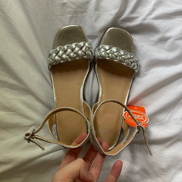 wonder nation Shoes - Silver Braided Sandals